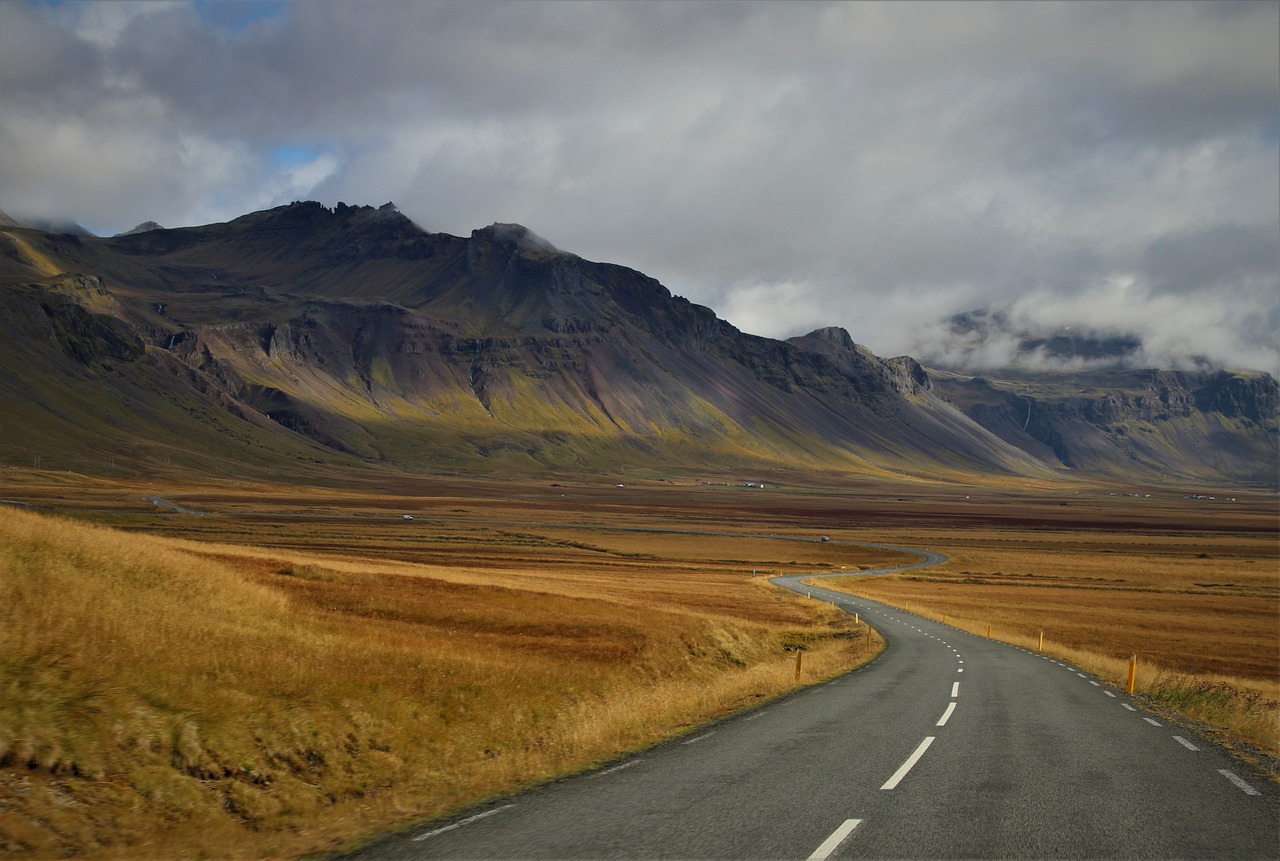 How Digital Travel Tools are Enhancing Trip Planning